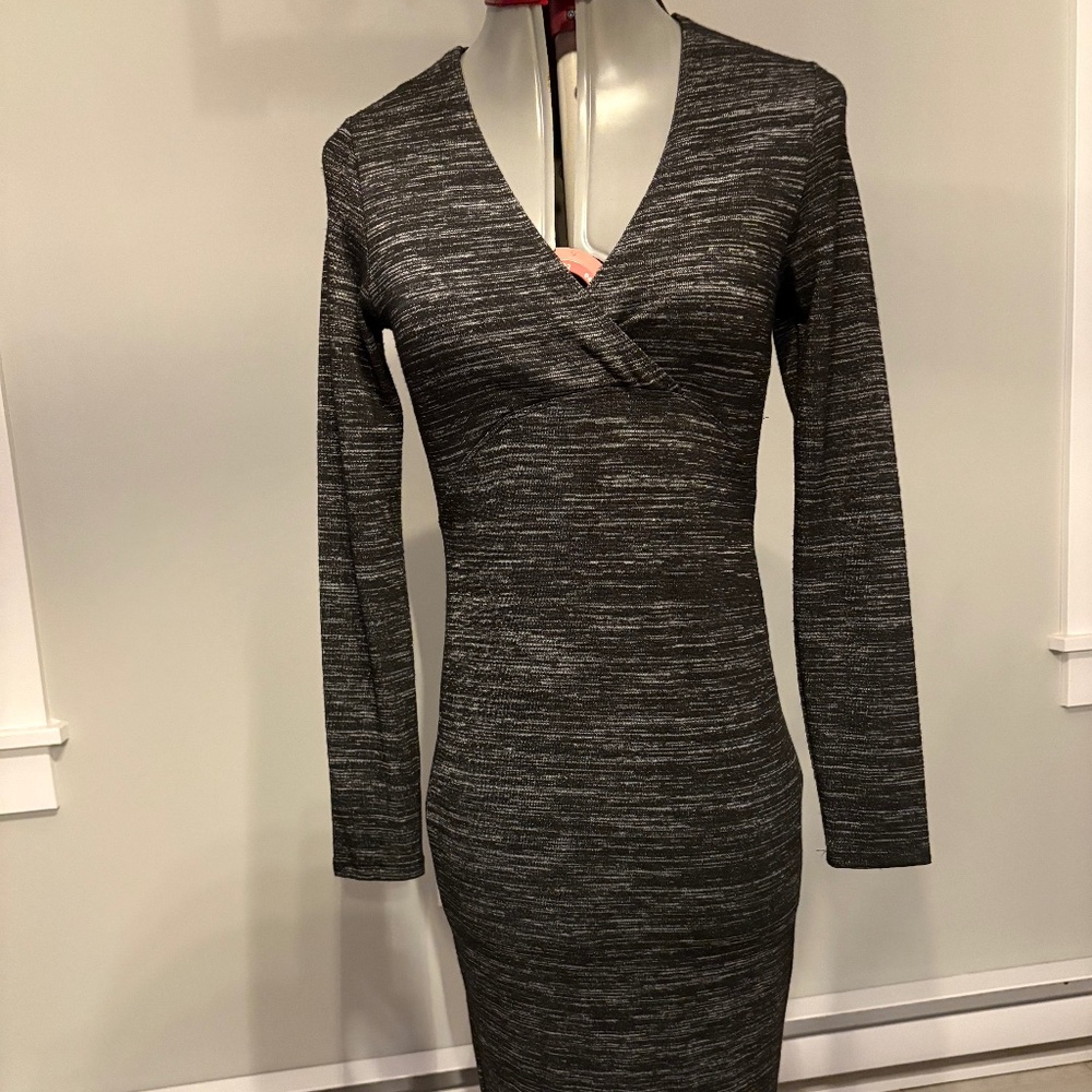 Bodycon Midi Dress - Le Chateau
